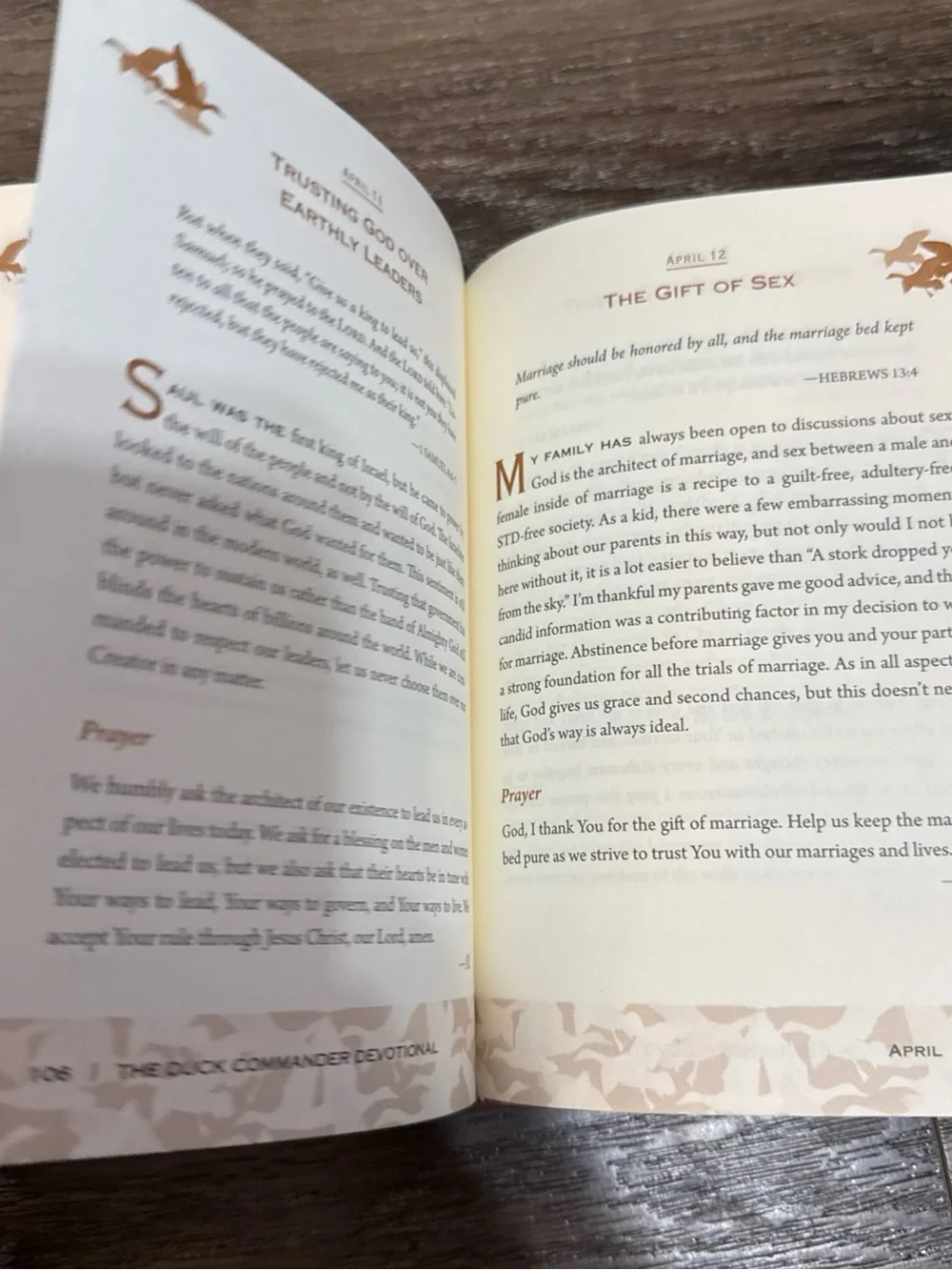 The Duck Commander Devotional Journal - Brown Faux-Leather